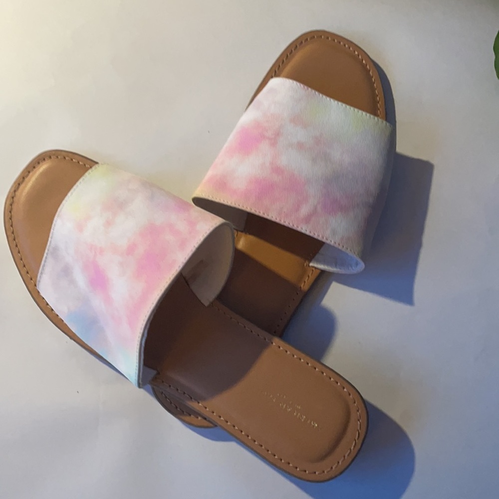 Scuffs - Picture 3 of 3